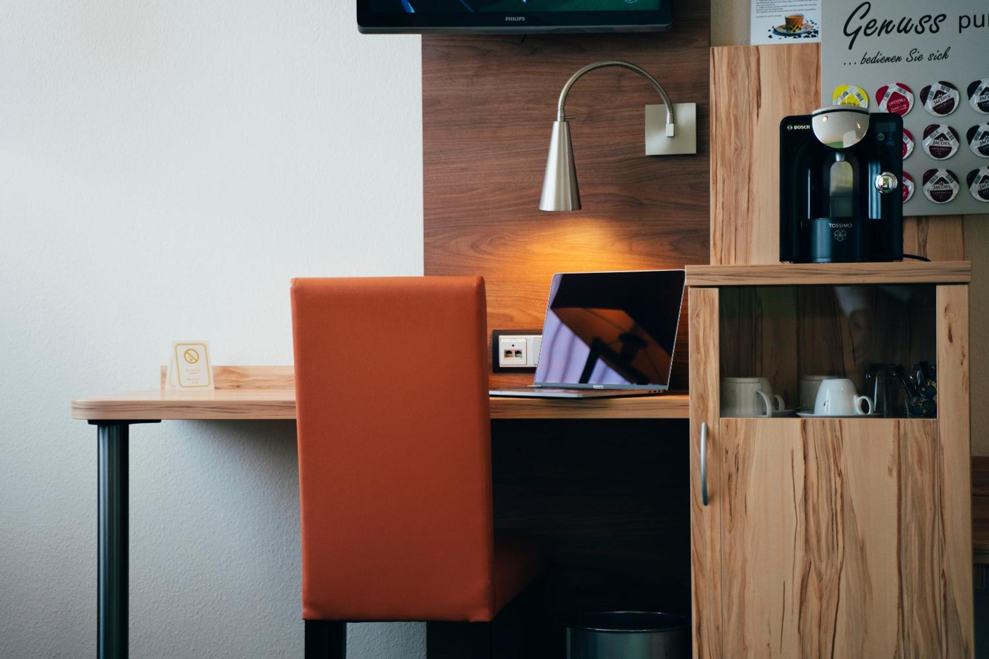 Business & Conference Sporthotel Grosswallstadt Ngoại thất bức ảnh
